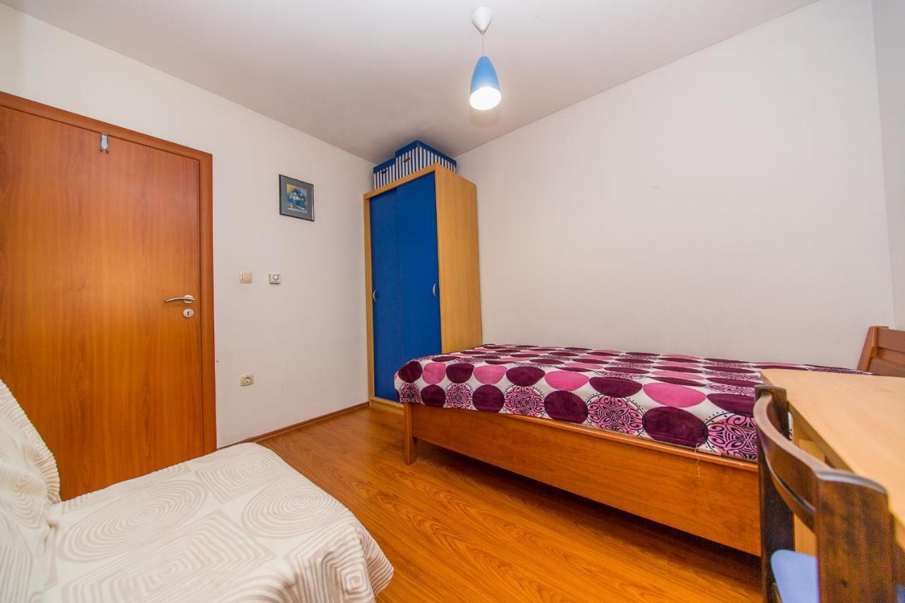 Apartment Luni Локва-Рогозница Экстерьер фото